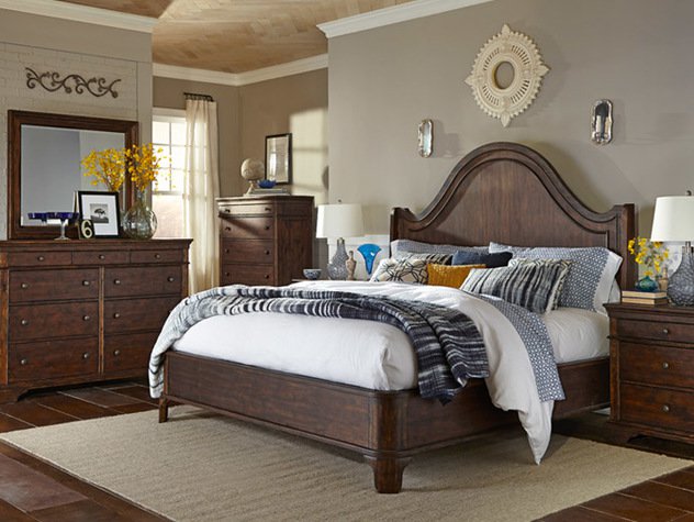 HFN Online Exclusive: Trisha Yearwood Discusses Her New Home Collection -  Home Furnishings News