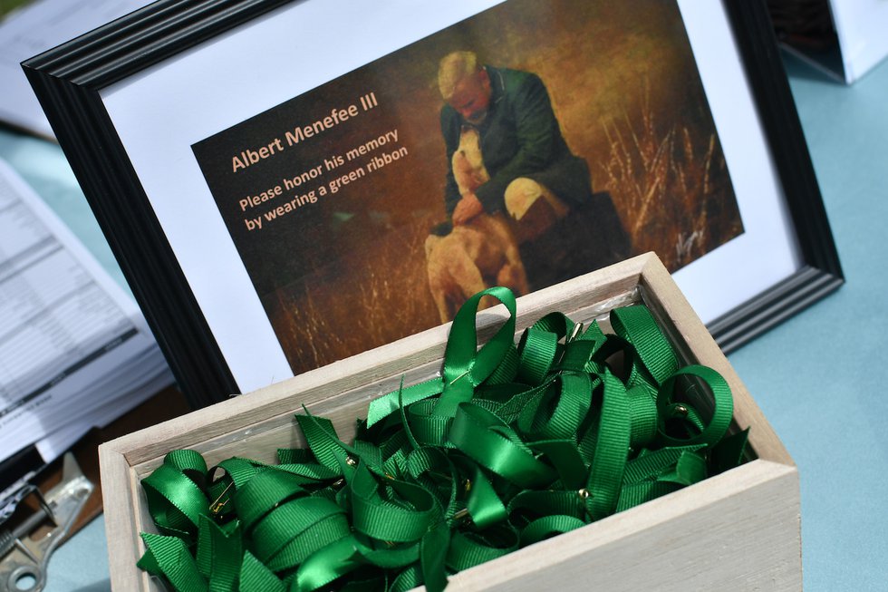 Green ribbons in honor of Albert Menefee III.JPG