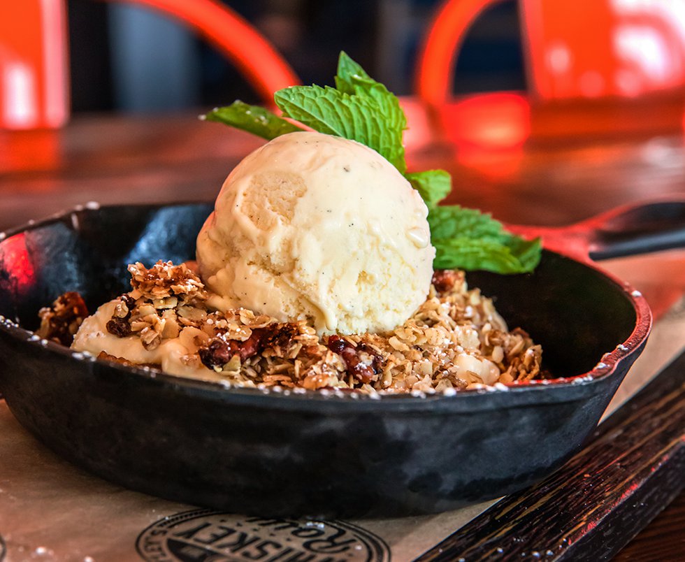 WARM_APPLE_CRUMBLE_CHEESECAKE_Courtesy of Dierks Bentley's Whiskey Row.png
