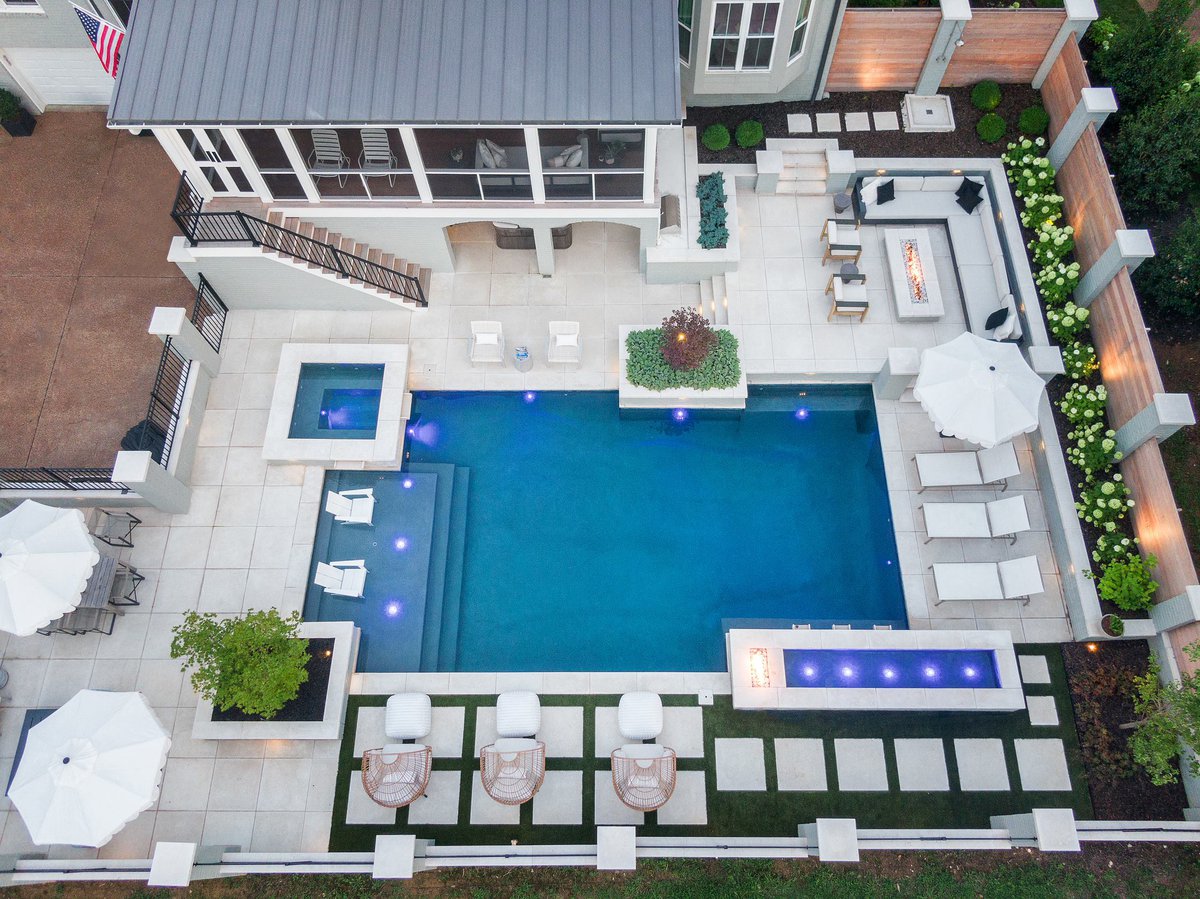 Suburban Oasis - Nashville Lifestyles