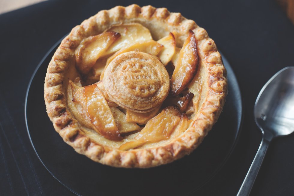 Caramel Apple Pie (1).jpg