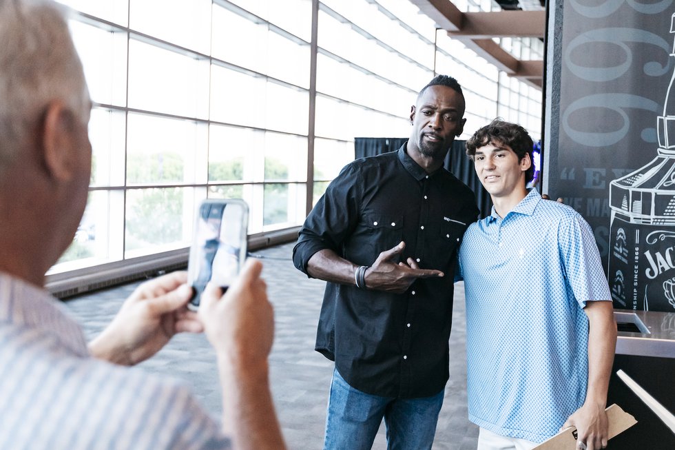 Tennessee Titans Inaugural Titans Foundation Dinner - Nashville Lifestyles