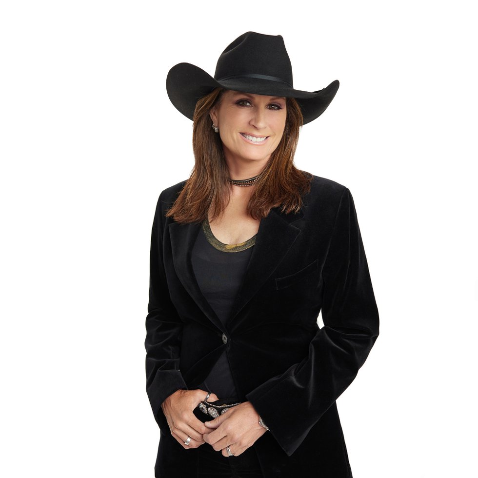 Terri Clark Press Image (1) Photo credit_ Phil Crozier.jpg